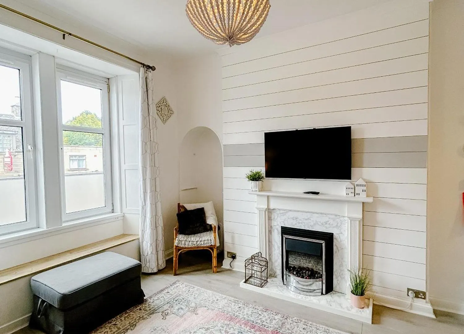 Chic Flat Close To Edinburgh, Airport, & Zoo 0*, إدنبرة